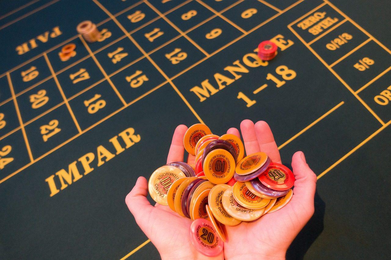 Khám phá cách chơi tú lơ khơ tá lả phỏm ta la zingplay cùng những kinh nghiệm dành cho người mới